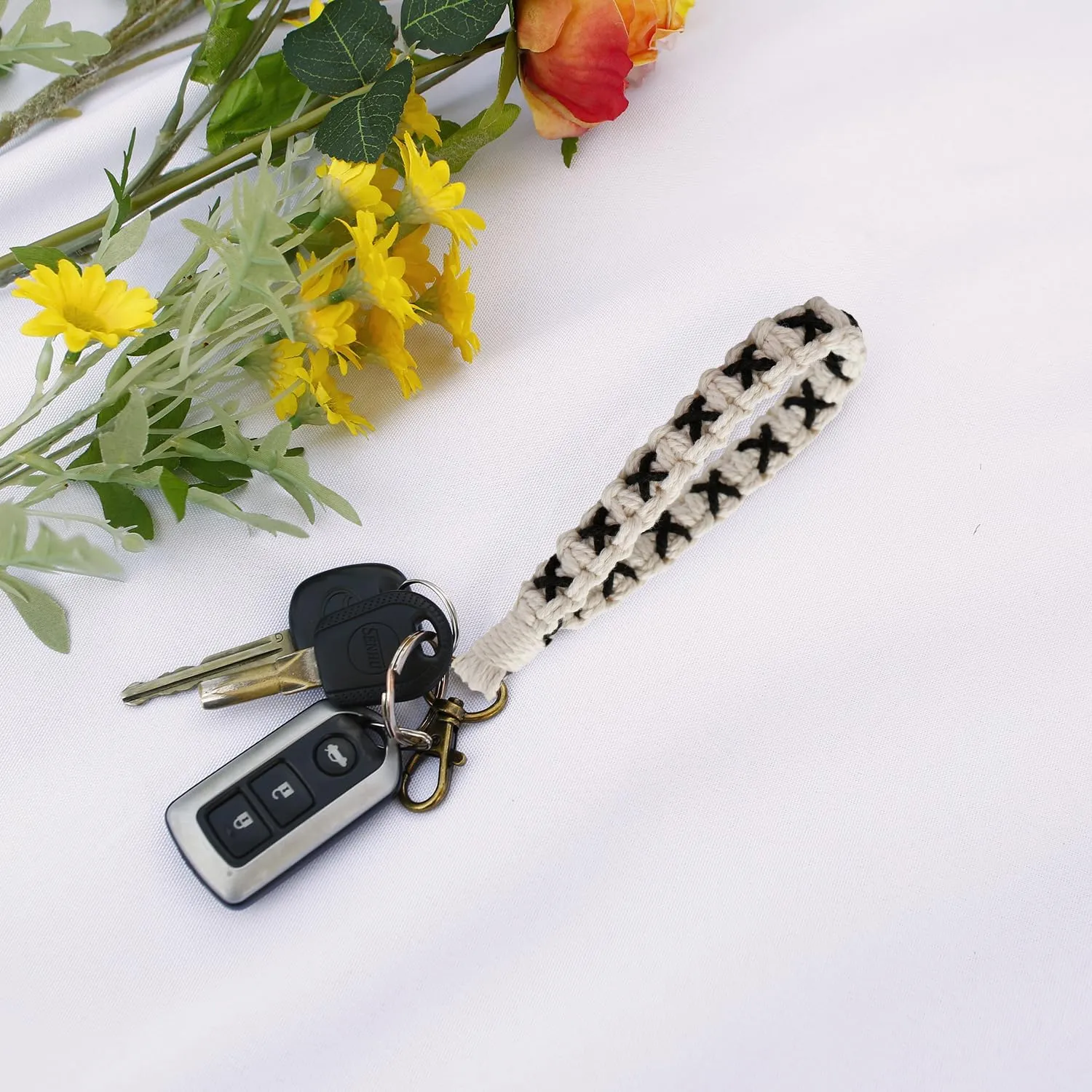 Boho Handmade Keychain Wrist Keychain Wrist Lanyard for Key Macrame Wristlet Keychain Key Chain for Car Key for Women