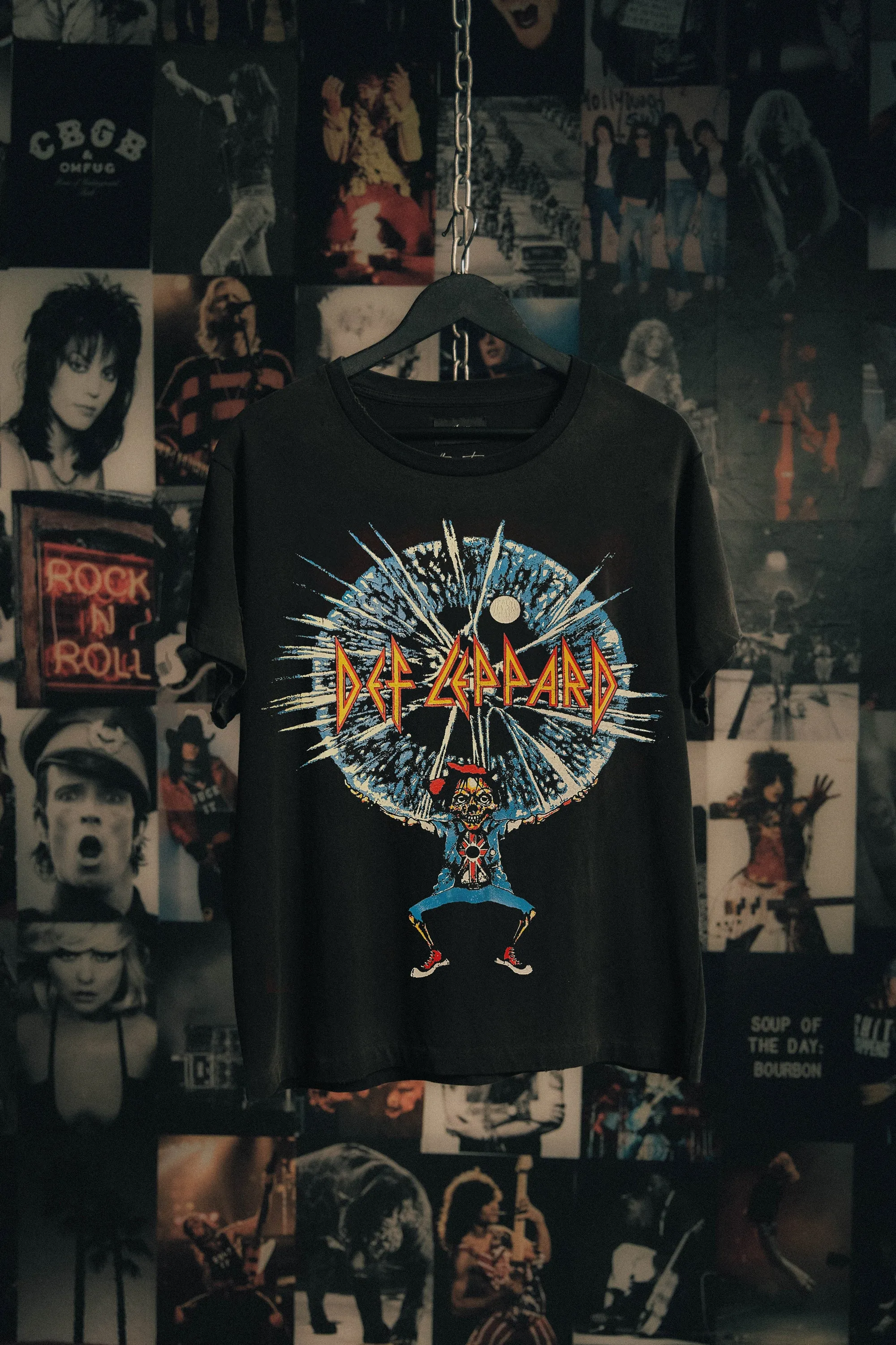 DEF LEPPARD THE NEVER ENDING WEEKEND TOUR VINTAGE T-SHIRT