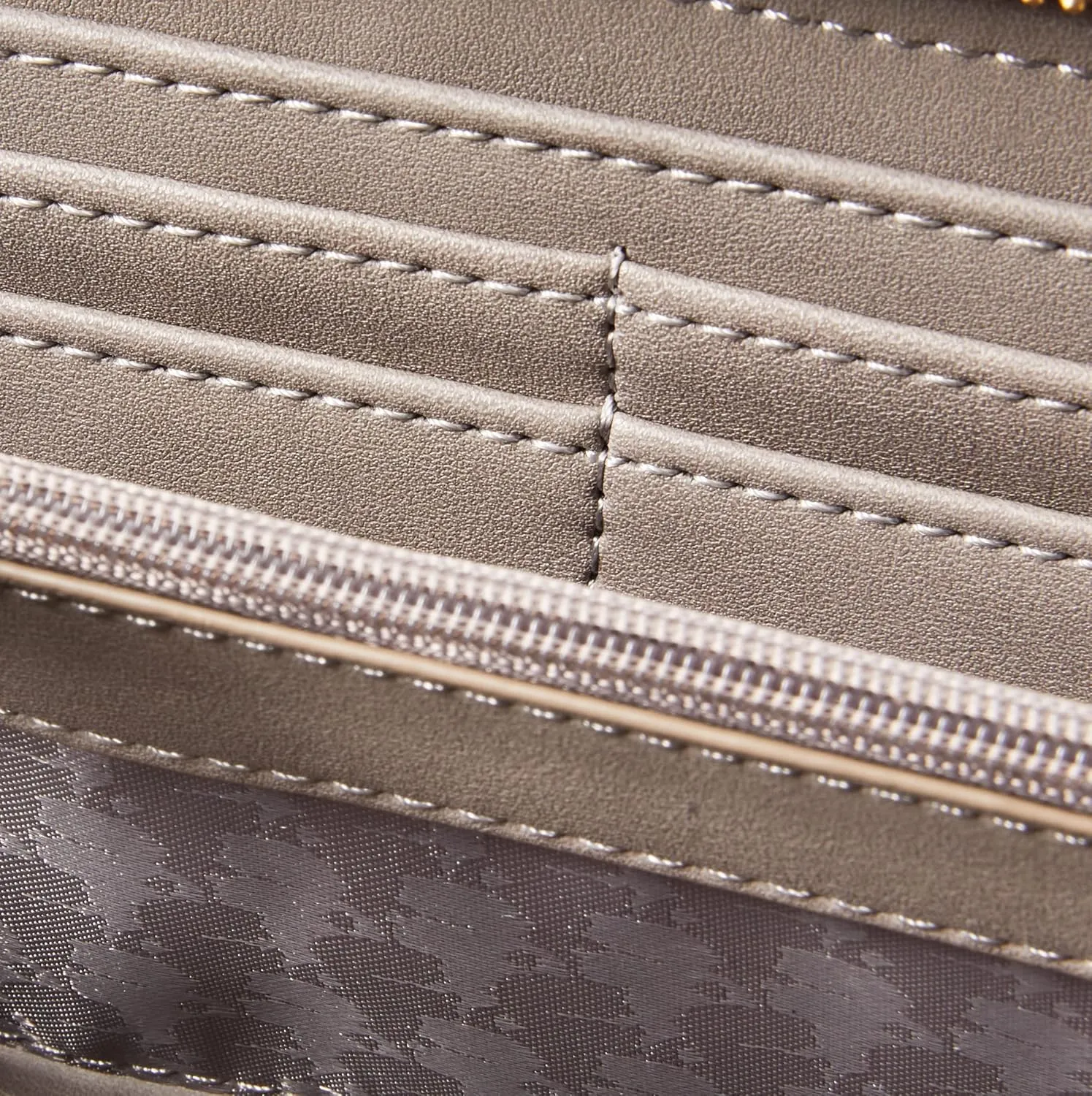KARL LAGERFELD Maybelle Solid Zip Wallet